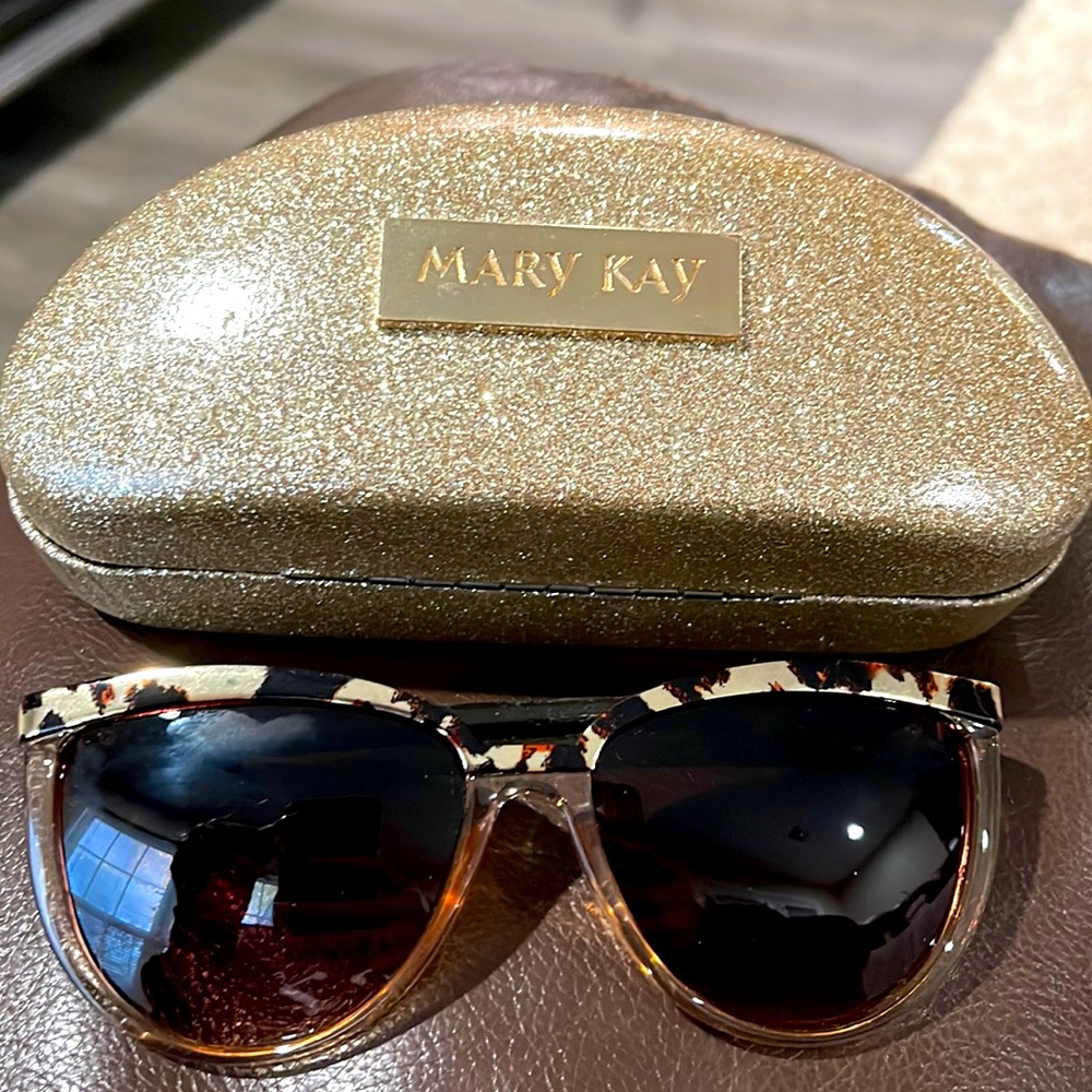 Mary Kay Sunglasses and Case